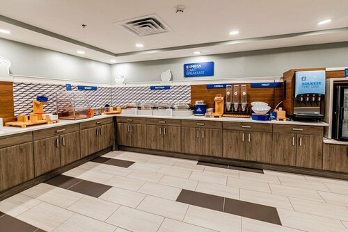 Holiday Inn Express Indianapolis South by IHG, Забронировать Отель Индианаполис Индиана