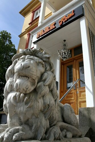 Park Hotel Linköping Fawlty Towers, Забронировать Отель Линчёпинг Эстергетланд, рядом с Cloetta Center