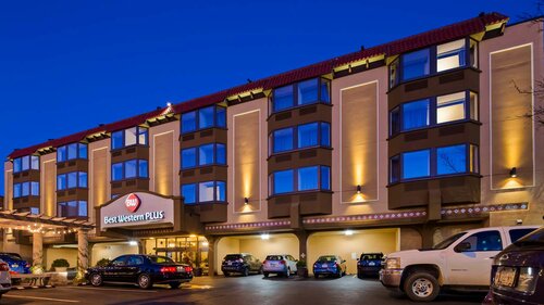 Best Western Plus Seville Plaza Hotel, Book Hotel Missouri hoteller med parkering, Parkering