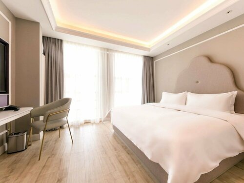 Mercure Ordos Downtown, Book Hotel Hoteller i Inner Mongolia med parkering, Parkering