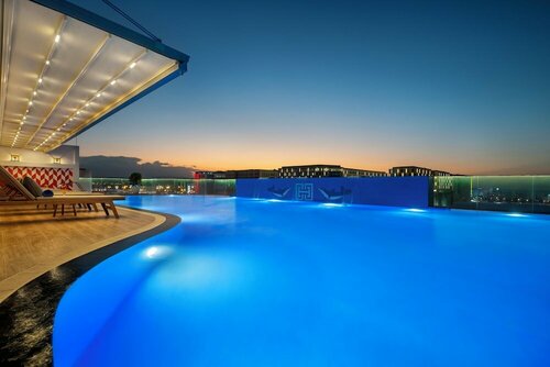 Mercure Muscat, Rezervovat Hotel 4hvězdičkové hotely v Muscat, 4*