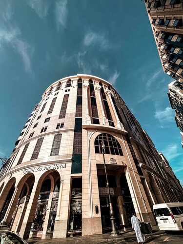 Grand Zowar Hotel, Забронировать Отель Отели Медины с парковкой, рядом с Железнодорожный музей Хеджаз, Парковка