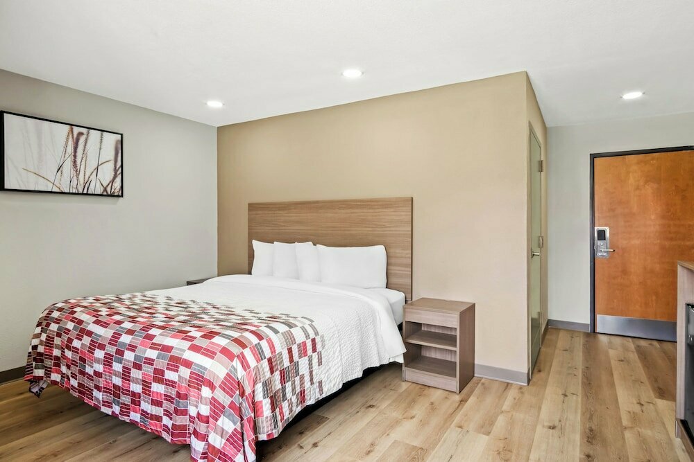 Regency Inn and Suites