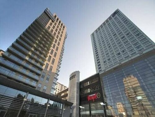 Platinum Towers Hotel Apartments with parking, Забронировать Апартаменты/квартира Отели Варшавы с бассейном, рядом с Conference Center NIMBUS, Бассейн