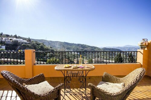 Apartamentos Sierra Tejeda, Book Hotel Alcaucín Axarquía