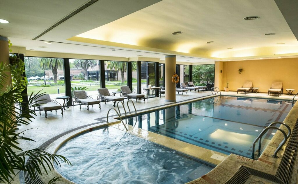 Sheraton Pilar Hotel and Convention Center