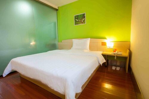 7Days Inn Lianyungang Donghai Crystal City Railway Station, Rezervați Hotel Donghai Jiangsu