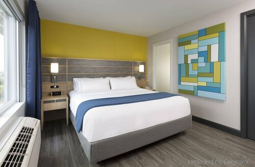 Holiday Inn Express Quebec City-Sainte Foy, an IHG Hotel, Prenota Hotel Hotel a Québec con piscina, Piscina