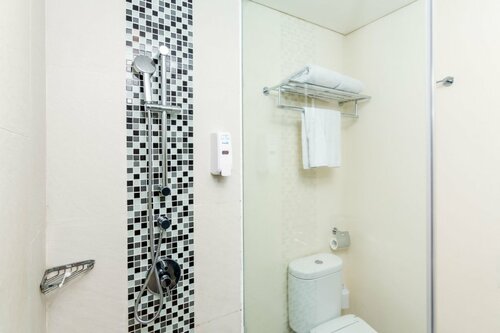 ZEN Rooms Kuta Square Mall, Prenota Hotel Hotel a Badung con parcheggio, Parcheggio