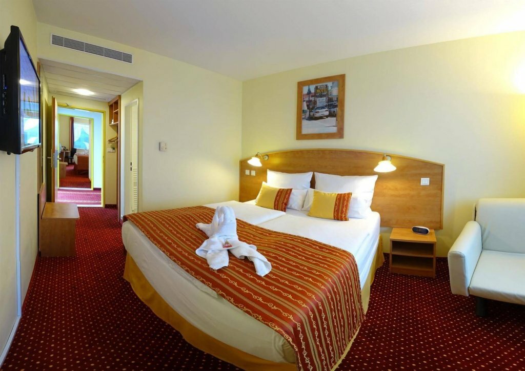 Amedia Express Prague, Trademark Collection by Wyndham
