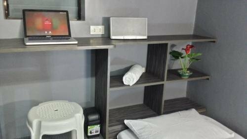 ERVoruto Hostel Makati, Rezervovat Hostel Makati City 