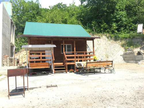 Panorama Guest House, Забронировать Гостевой дом Отели Джубга с парковкой, рядом с Пляж авто кемпинга Берег Мечты, Парковка