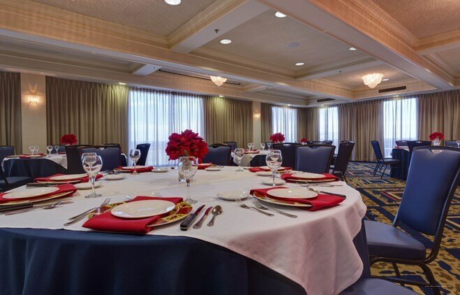 Drury Inn & Suites Louisville East