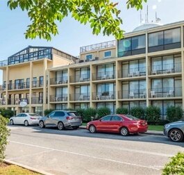 The Breakers Hotel & Suites, Забронировать Отель Рехобот-Бич Delaware Beaches