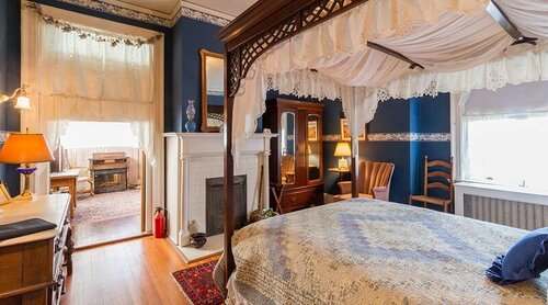 Federal Crest Inn B & B, Rezervovat Hotel Lynchburg 