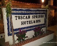 Tuscan Springs Hotel & Spa, Забронировать Курортный отель Курортные отели Дезерт-Хот-Спрингса, Курортный отель