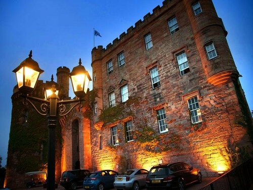 Dalhousie Castle Hotel and Aqueous Spa, Забронировать Отель Отели Лотиан с парковкой, Парковка