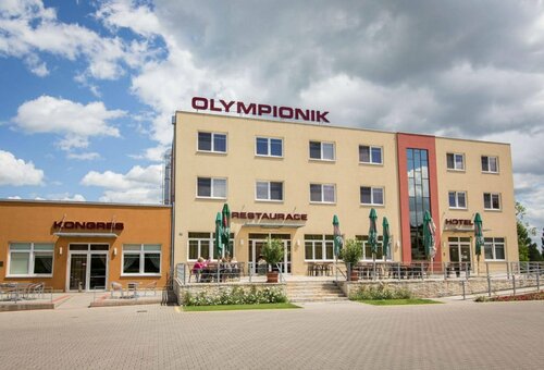 Hotel Olympionik, Book Hotel Hoteller i Central Bohemia med parkering, Parkering
