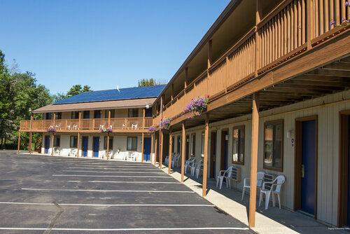 Flagship Inn, Book Hotel Boothbay 