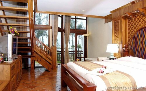 The Hotspring Beach Resort & Spa, Rezervați Stațiune Natai Beach Phang Nga, lângă Rabieng Lay Thai Seafood Restaurant