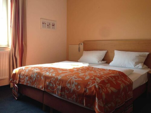 Hotel Garni Villa Toskana, Prenota Hotel Parsberg Alto Palatinato