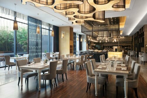 Sheraton Changzhou Xinbei, Boek Hotel Hotels in Xinbei met parkeren, Parkeren