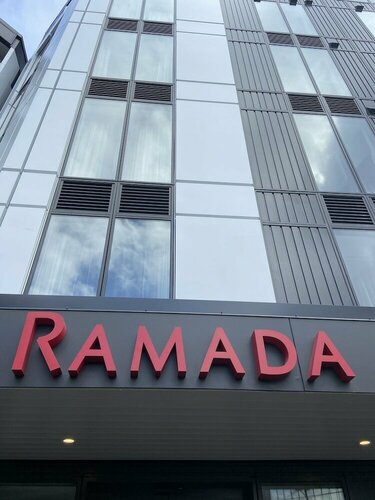 Ramada by Wyndham Newmarket Auckland, Забронировать Отель Отели региона Окленда с парковкой, Парковка
