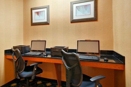 Fairfield Inn and Suites by Marriott Tampa North, Buchen Sie Hotel Hotels in Tampa mit Pool, Schwimmbad
