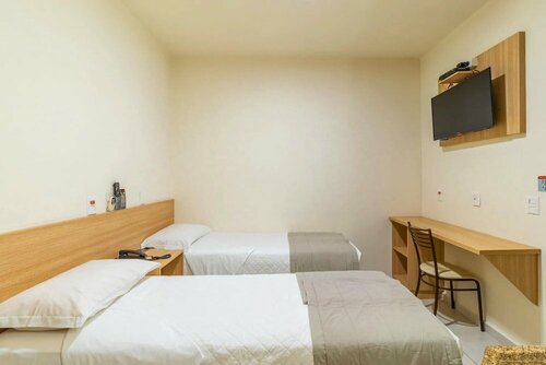 Hotel Dois H, Забронировать Отель Жоинвили Санта-Катарина
