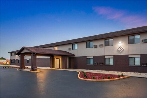 Baymont by Wyndham Oshkosh Airport, Забронировать Отель Отели Ошкош с парковкой, Парковка