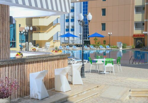 Tolip El Galaa Hotel, Rezerwuj Hotel Hotele w Heliopolis z basenem, Basen