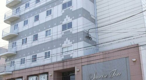 Hotel Sunrise Inn, Забронировать Отель Отели префектуры Осаки с парковкой, Парковка