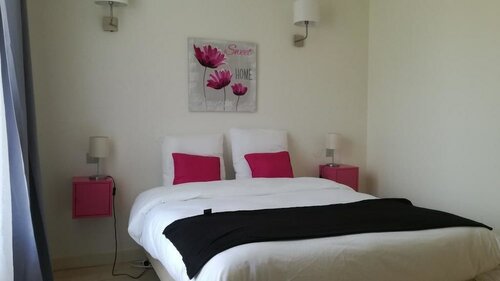 Le Malatras, Book Hotel Hoteller i Rhône-Alps med parkering, Parkering