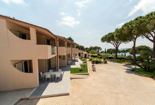 Residence Le Grazie Est, Book Hotel Hoteller i centrum af Capoliveri, hoteller i centrum af Capoliveri