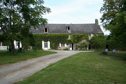 Manoir de Pommery, Réserver Chambre d'hôtes Hôtels à Bretagne avec parking, Parking