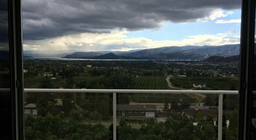 Acker Vacation Homes & Suites