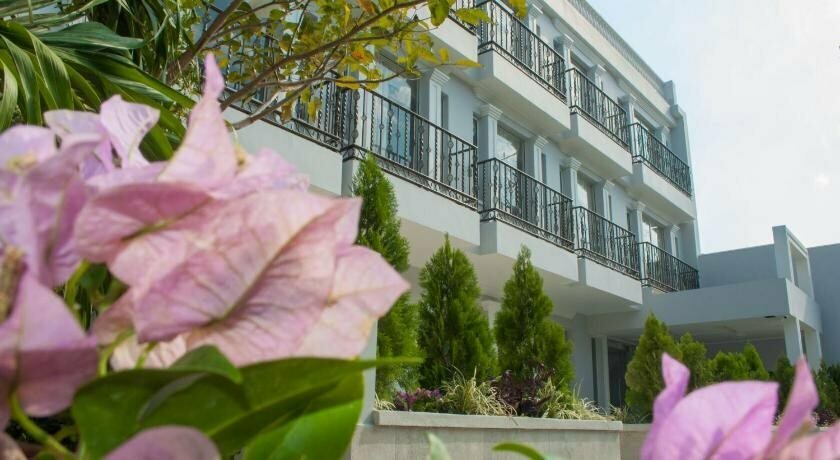 Hotel 1525 By Geh Suites