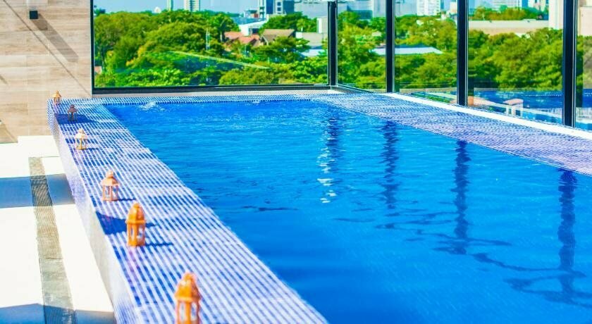 Five Hotel & Residences
