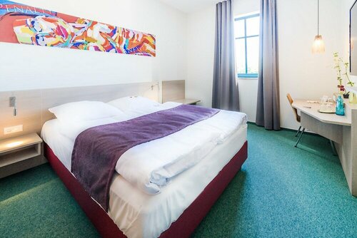 Hotel Cloppenburg, Забронировать Отель Отели Клоппенбург 3 звезды, 3*