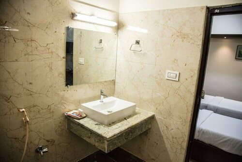 Hotel Shreya, Забронировать Отель Отели Telangana 3 звезды, 3*