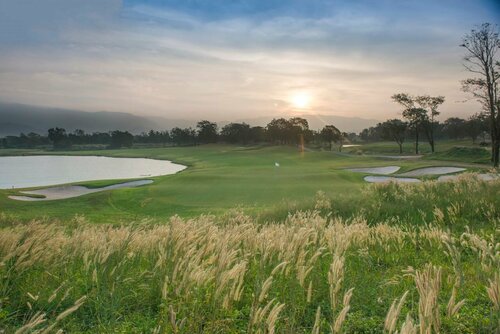 Royal Hills Golf Resort & Spa, Забронировать Курортный отель Накхоннайок Nakhon Nayok Province