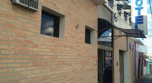 Capivari Centro Hotel, Забронировать Отель Санта-Барбара-д'Уэсти штат Сан-Паулу
