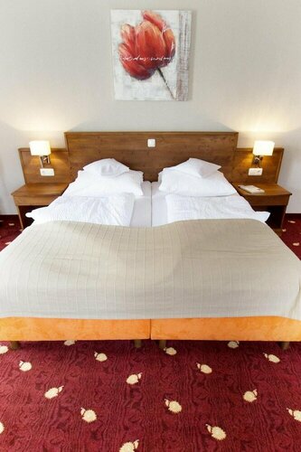Pension Düver, Reservar Hotel Hotéis 3* em Themar, 3*