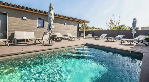 Pierre & Vacances Résidence Premium Vesna Rossa, Book Hotel Hoteller i Lecci med parkering, Parkering