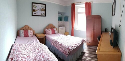 sandpiper guesthouse, Забронировать Отель Отели Суонси 3 звезды, рядом с Замок Лухур, 3*