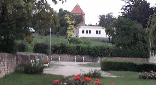 Fényes Vinorium, Забронировать Отель Шопрон Lake Neusiedl
