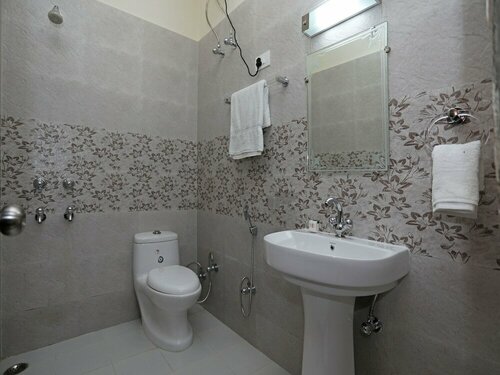 Hotel O Royal Inn, Забронировать Отель Отели штата Харьяны 3 звезды, 3*