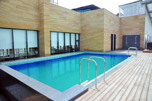 Holiday Inn Gurugram Sector 90 by IHG, Réserver Hôtel Hôtels à Haryana avec piscine, Piscine