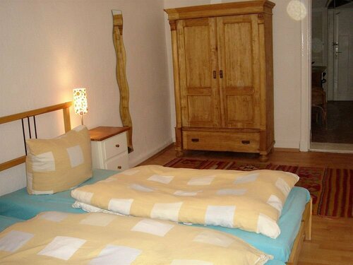 Privatzimmer - Berlin Schneberg, Book Hotel Berlin Germany
