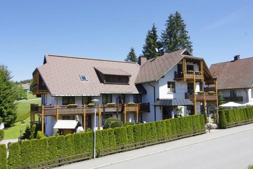 Hotel Schöneck Garni, Забронировать Отель Шлухзе Фельдберг